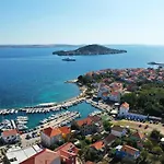 Dunatovi Dvori Heritage
