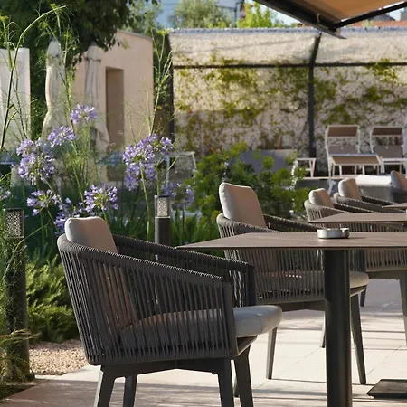 Szálloda Dunatovi Dvori Heritage 4*