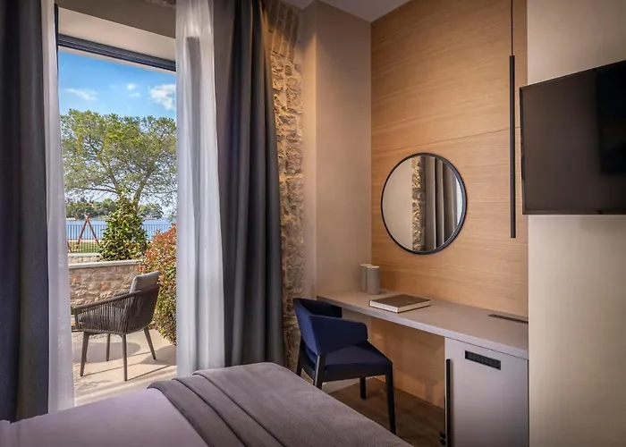 Dunatovi Dvori Heritage Hotel 4*