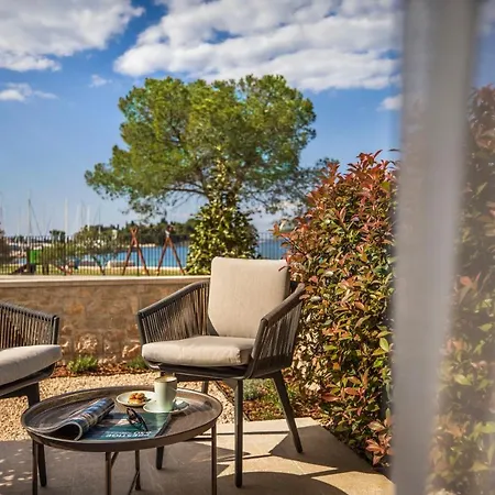 Dunatovi Dvori Heritage