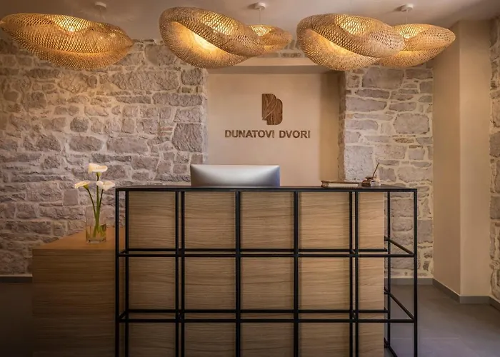 Dunatovi Dvori Heritage