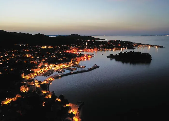 Dunatovi Dvori Heritage 4*