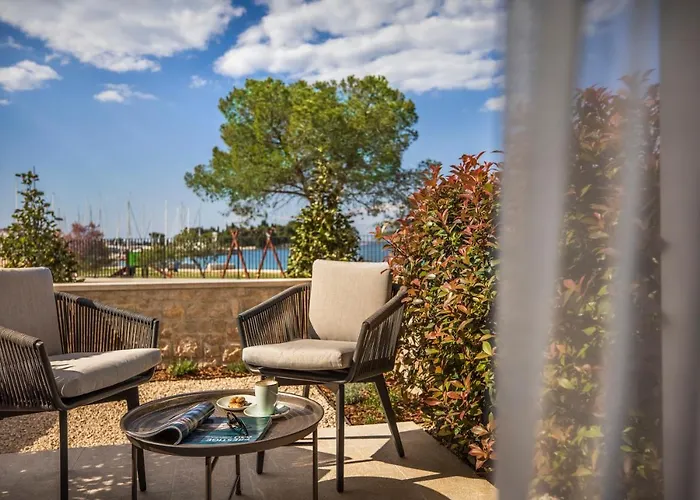 Dunatovi Dvori Heritage